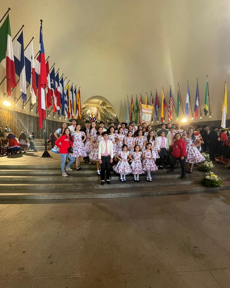 Conjunto Folclórico Amancumach representará a Machalí en encuentro mundial de Folclore
